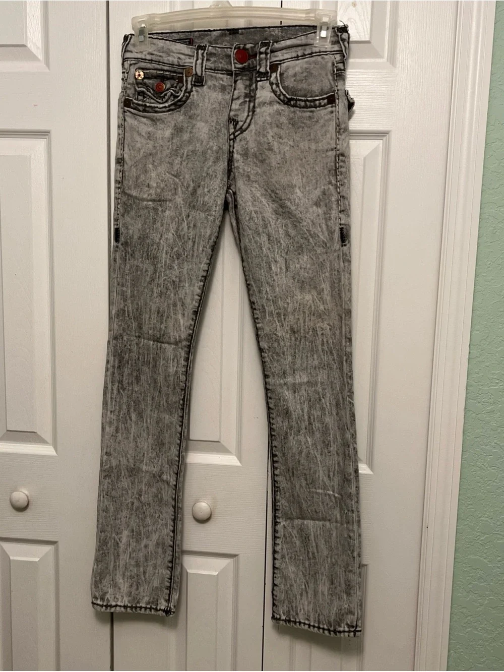 True Religion Men’s Acid-Wash Gray Skinny Jeans